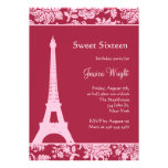 Rouge de sucrerie dans l'invitation d'anniversaire