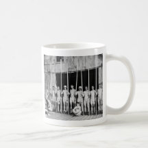 Rowing Crew, 1916 Mug