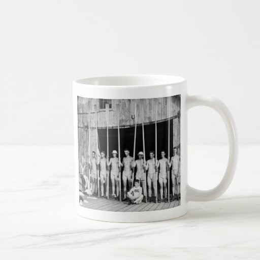 Rowing Crew, 1916 Mug