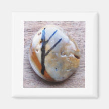 Runes Magnet