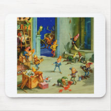 Santa 's Elves Working in his North Pole Workshop Mousepad
