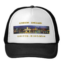 SCENE FROM LONDON ENGLAND (UK) HAT