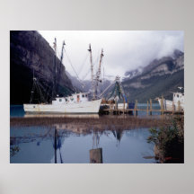 Scenics - Photos - Lake Louise Trawlers Print