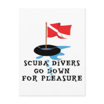 Scuba Divers Go Down For Pleasure
