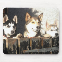 See me peeking !! mousepad