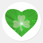 Shamrock Heart sticker round white