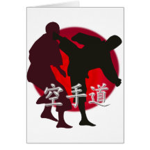 Silhouette de combat de karaté, fond rouge de cerc cartes de vœux