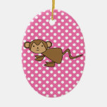 Singe sur le pois rose ornement de noël