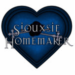 Siouxsie Homemaker Blue Knitting Heart Photo Cut Out