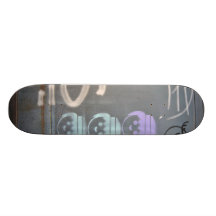 skate graffiti monopatín personalizado