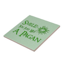 Sourire païen carreau