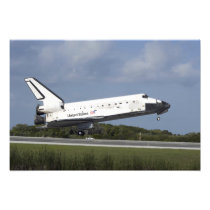 Space shuttle Discovery lands on Runway 33 3 Photo