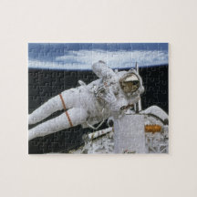 Space Walk Puzzle