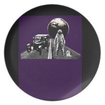 Spaceman Hitch-Hiker Dinner Plate
