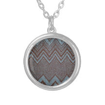 Sparkling zig zag design custom jewelry