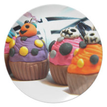 Spooky Cakes Plates