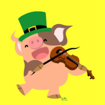 St Patrick's Day violinist pig Women T-shirt