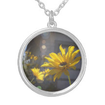 Sunburst Daisy Necklace