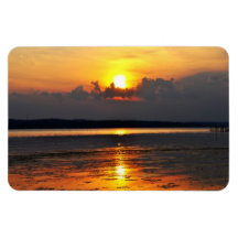 Sunset on the water flexible magnet