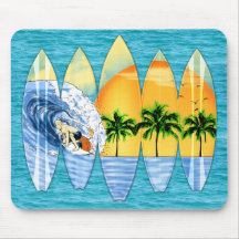 Surfer et planches de surf tapis de souris