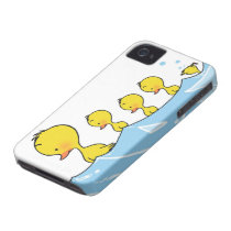 Swimming duck family iphone 4 case-mate case