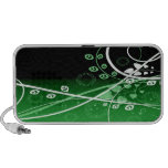 Swirly Green and White Vines Travelling Speaker