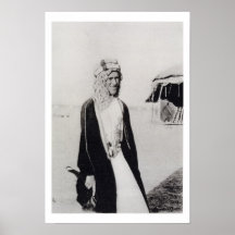T. E. Lawrence in Arab Dress (b/w photo) Posters
