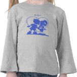T-shirt de baiser bleu d'enfants
