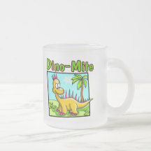 T-shirts de dinosaure d'enfants et cadeaux de dino tasse