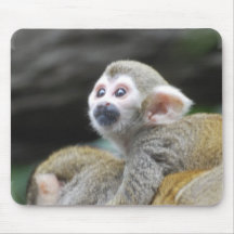 Tapis de souris adorable de singe-écureuil