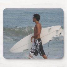 Tapis de souris mignons de surfer
