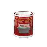 Tasse bleue de pagoda de graphiques de fille
