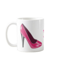 Tasse de café rose de chaussure de talon haut tasses