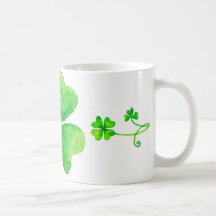 Tasse de trèfle d'aquarelle