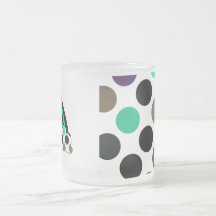 Tasse fraîche d'arc-en-ciel de point de polka