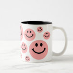 Tasse souriante de corail de visage