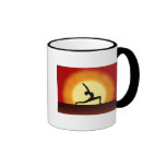 Tasses de thé ou de café de lever de soleil de sil