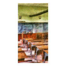 Teacher - Pay attention in class