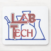 Technologie de laboratoire avec des bechers et des tapis de souris