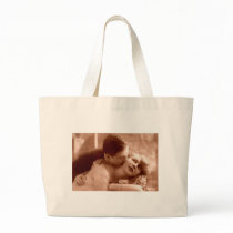 The Kiss Bag