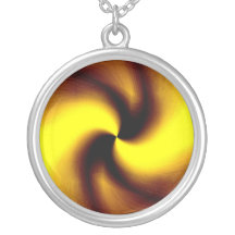 The Kiss Necklace
