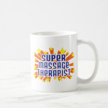 Thérapeute superbe de massage tasse