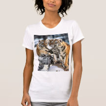 Three Tiger Cubs In Snow Art Gifts Tshirt