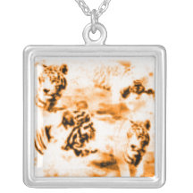 tigers necklace