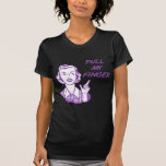 Tirez mon rétro pourpre de femme au foyer de doigt t-shirt
