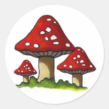 Toadtstools rouge, champignon : Art à main levée Adhésif Rond
