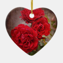 TRES ROSAS Y UNA YEMA ORNAMENT