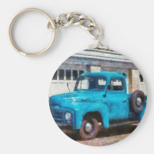 Truck - An International old truck Keychain