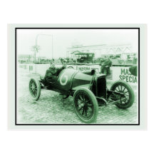 Two men in antique racing car n° 6 Indy 500 Postcard