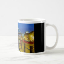 Tyne Bridge, Newcastle-Upon-Tyne, England Mugs